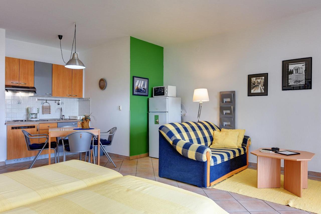 Apartments Villa Ana Medulin Luaran gambar