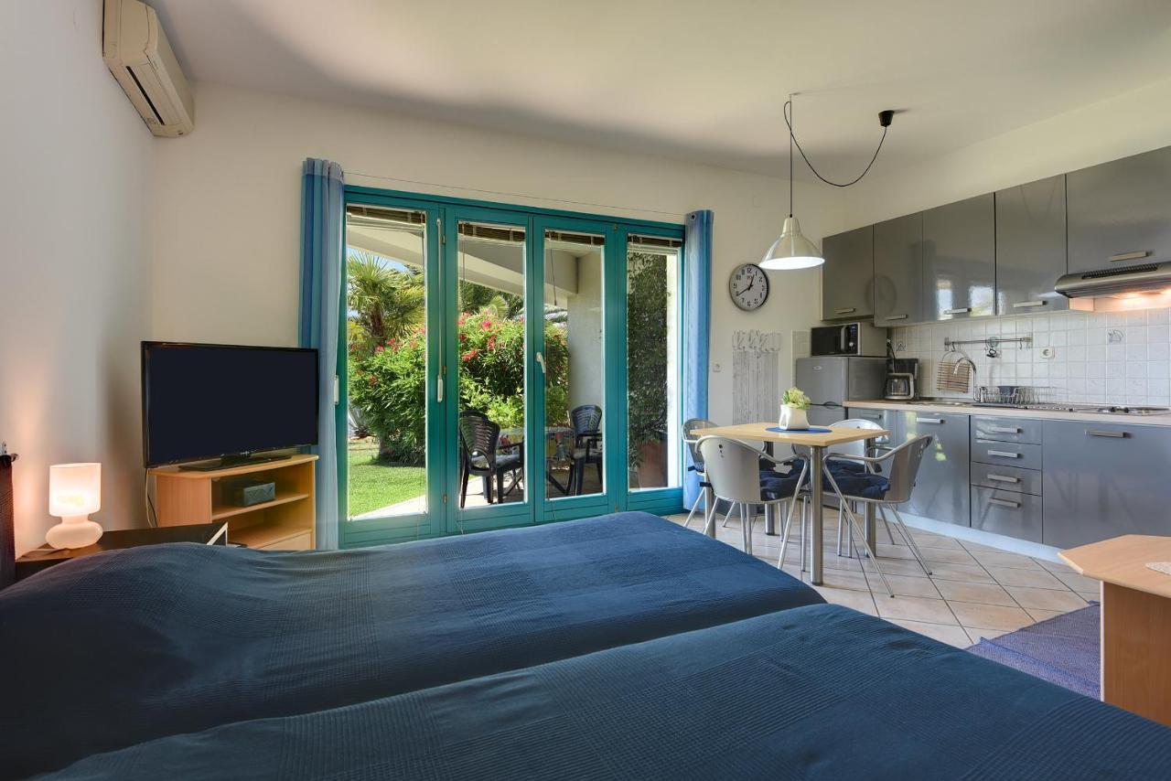 Apartments Villa Ana Medulin Luaran gambar