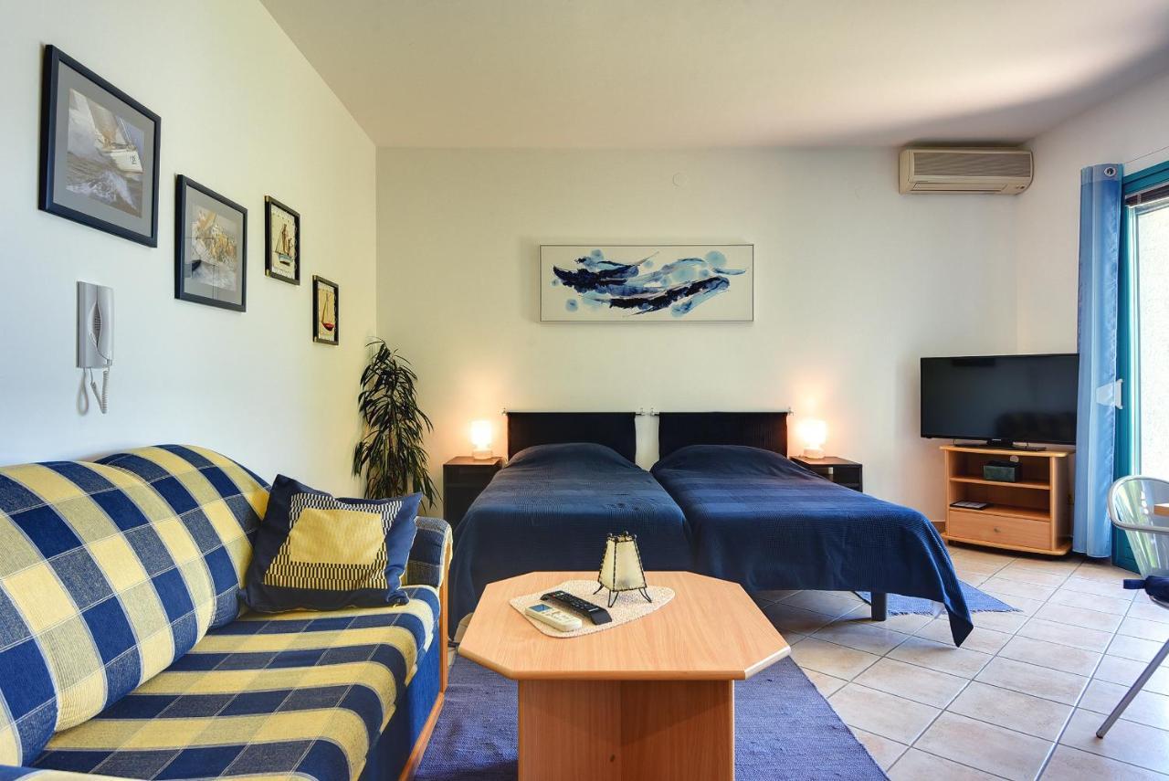 Apartments Villa Ana Medulin Luaran gambar