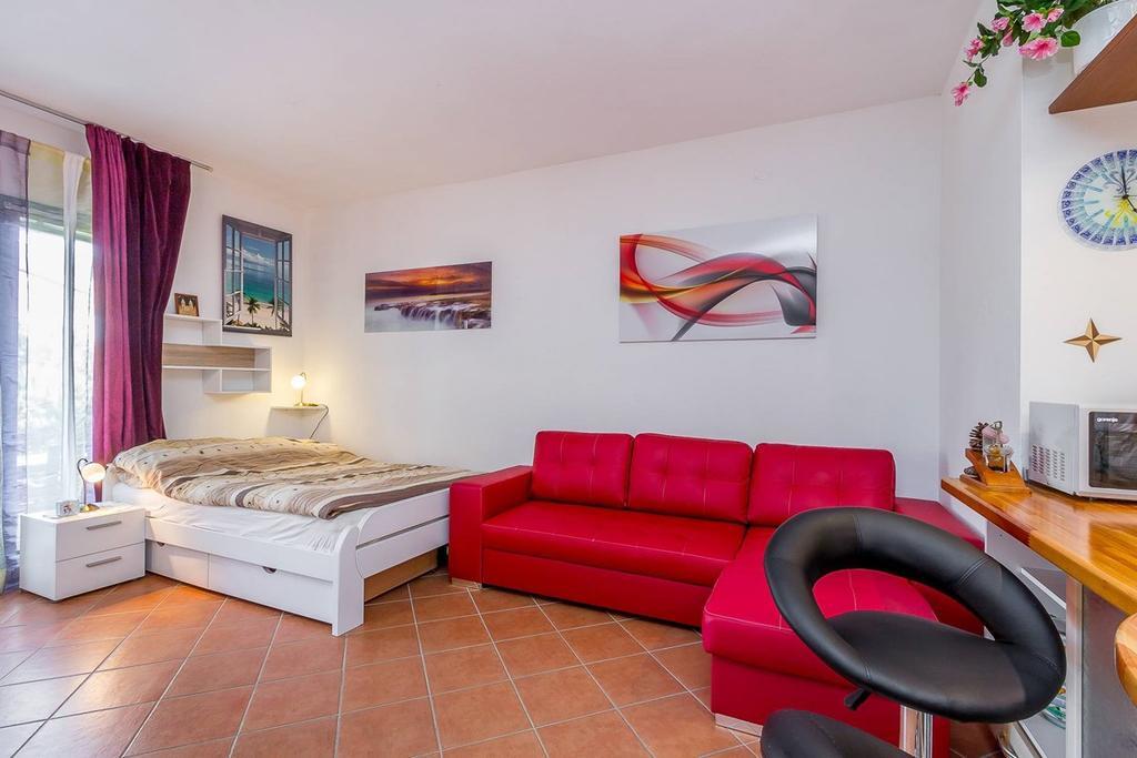 Apartments Villa Ana Medulin Luaran gambar
