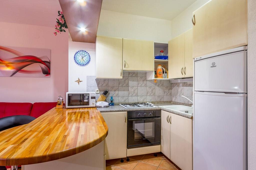 Apartments Villa Ana Medulin Luaran gambar