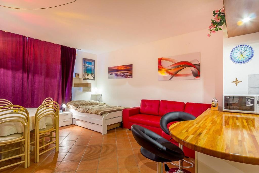 Apartments Villa Ana Medulin Luaran gambar