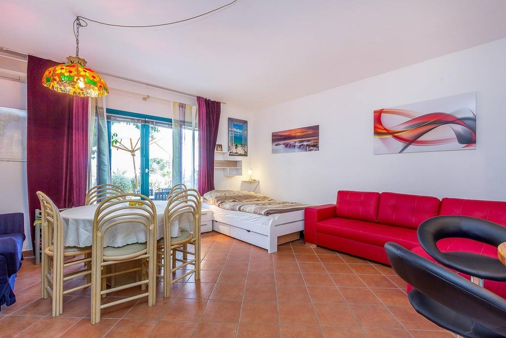Apartments Villa Ana Medulin Luaran gambar